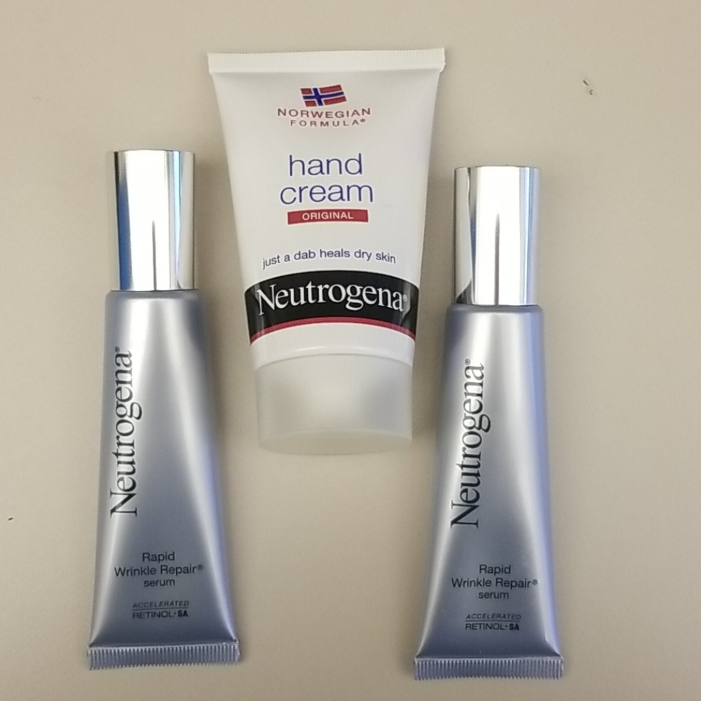NEUTROGENA RAPID WRINKLE REPAIR SERUM & LOTION